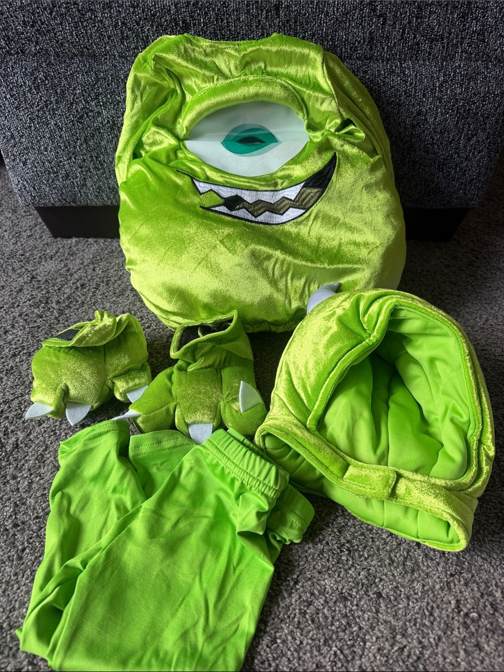 Disney Pixar Monster Inc MIKE WAZOWSKI Costume Infant Baby 6-12 months - Picture 2 of 6